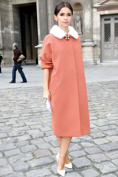Look 2